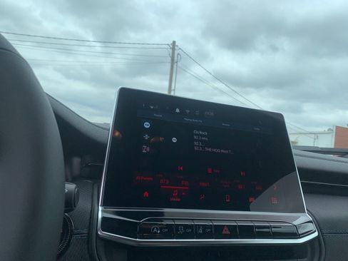 New 2026 Jeep Compass Latitude image 33