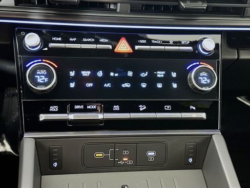 New 2026 Hyundai Santa Fe Calligraphy AWD/4WD image 16