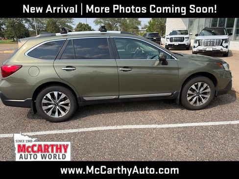 Used 2018 Subaru Outback 2.5i Touring AWD/4WD image 8