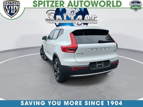 Used 2024 Volvo XC40 B5 Plus w/ Climate Package AWD/4WD image 8