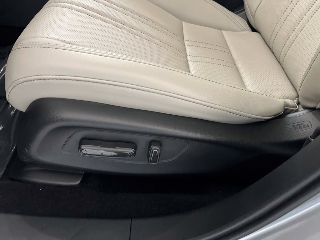 Used 2027 Honda HR-V EX-L image 47