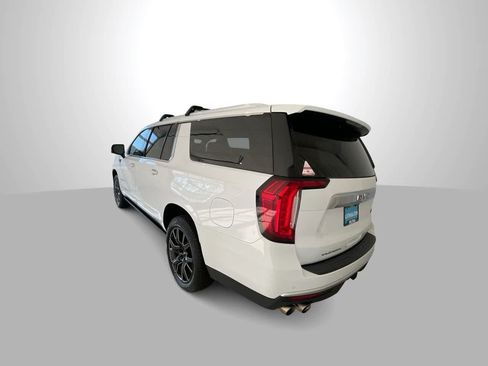 Used 2021 GMC Yukon XL Denali w/ Denali Ultimate Package AWD/4WD image 6