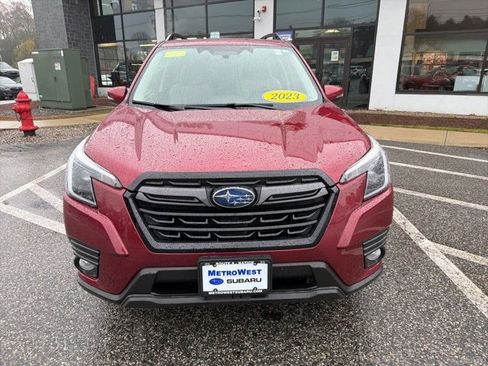 Used 2023 Subaru Forester Limited image 12