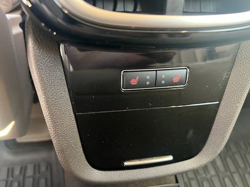 Used 2023 Lincoln Nautilus Reserve AWD/4WD image 9