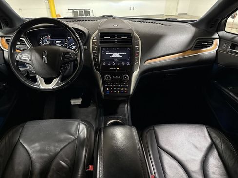 Used 2019 Lincoln MKC Reserve w/ MKC Technology Package FWD image 10