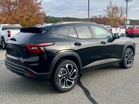 New 2026 Chevrolet Trax RS w/ Driver Confidence Package image 6