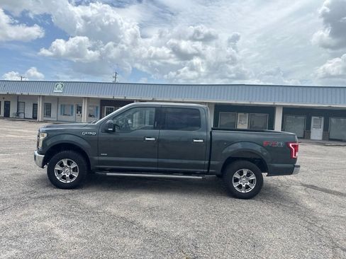 Used 2015 Ford F150 XLT w/ Equipment Group 302A Luxury AWD/4WD image 8