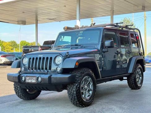 Used 2017 Jeep Wrangler Unlimited Rubicon w/ Cold Weather Group AWD/4WD image 6