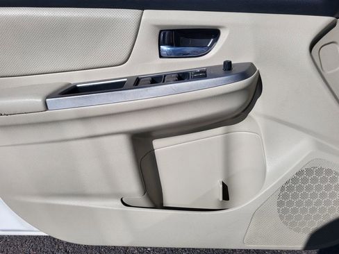 Used 2014 Subaru Crosstrek Touring image 14