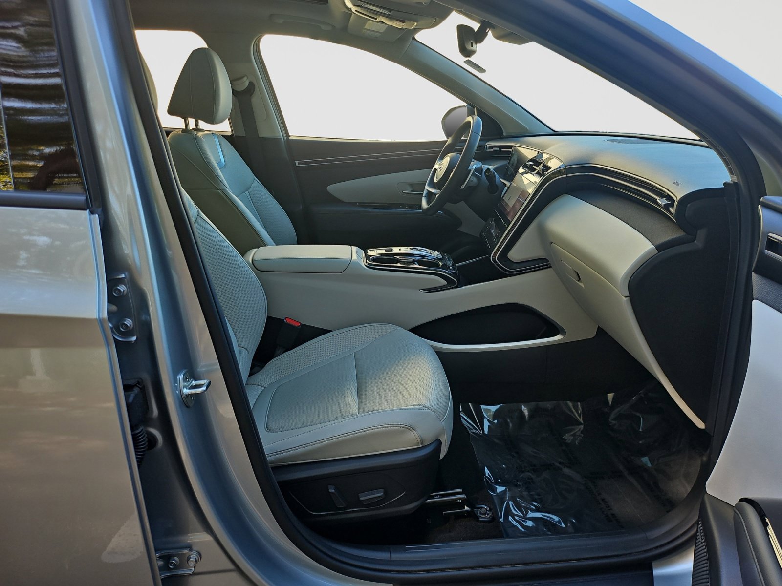 Used 2023 Hyundai Tucson Limited AWD/4WD image 17