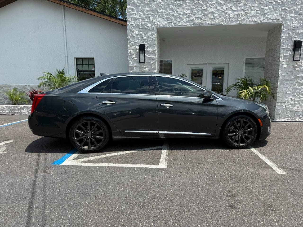 Used 2016 Cadillac XTS Luxury FWD image 15