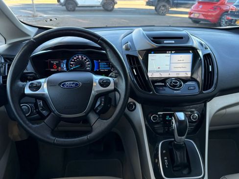 Used 2016 Ford C-MAX Energi SEL w/ Equipment Group 302A image 22