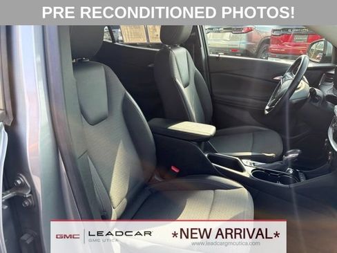 Used 2024 Buick Encore GX Preferred w/ Comfort Package AWD/4WD image 11
