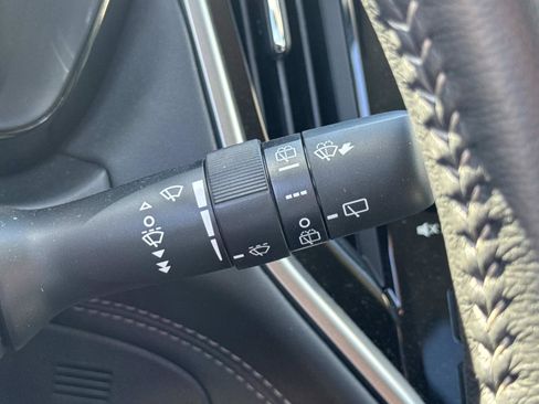 Certified 2025 Subaru Outback Premium image 27