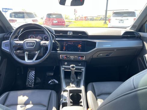Used 2020 Audi Q3 2.0T Premium Plus AWD/4WD image 30