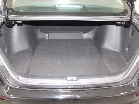 Used 2025 Honda Accord SE image 13