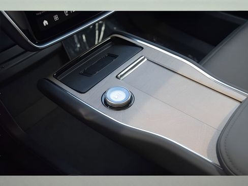 Certified 2025 Volvo EX90 Ultra image 35