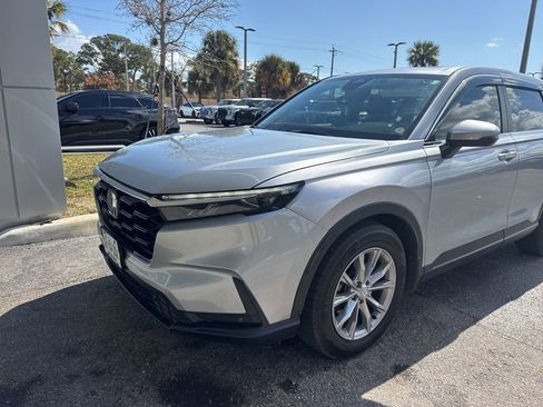 Used 2023 Honda CR-V EX-L image 3