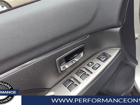 Used 2018 Mitsubishi Outlander Sport SE image 10