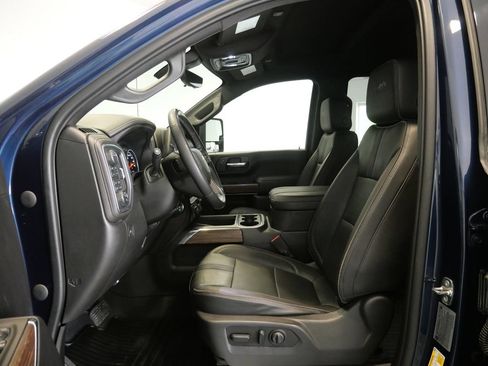 Used 2023 Chevrolet Silverado 3500 High Country AWD/4WD image 14