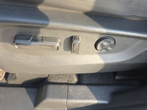 Used 2025 Honda Odyssey EX-L image 19