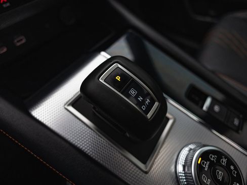 Used 2024 Mitsubishi Outlander SEL image 17