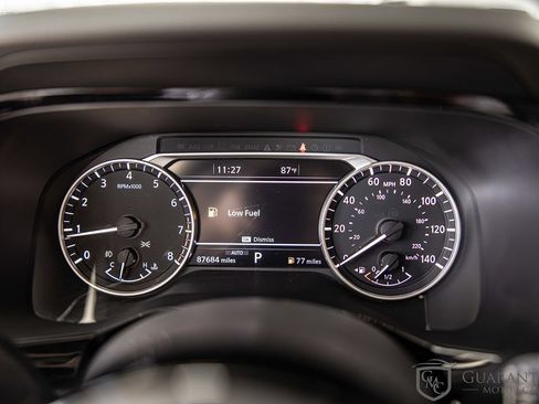 Used 2022 Nissan Pathfinder SL w/ SL Premium Package AWD/4WD image 23