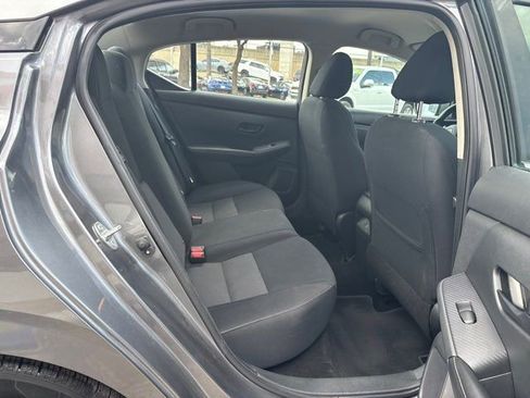 Used 2024 Nissan Sentra SV FWD image 40