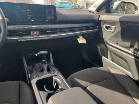 New 2026 Kia K4 FWD image 10