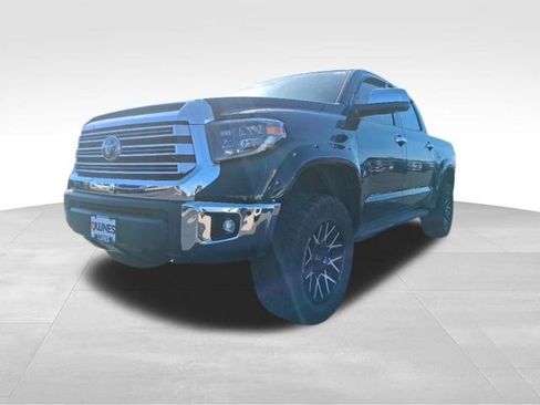 Used 2019 Toyota Tundra Limited w/ Limited Premium Package image 4