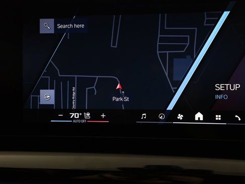 Used 2026 BMW M5 Touring image 25