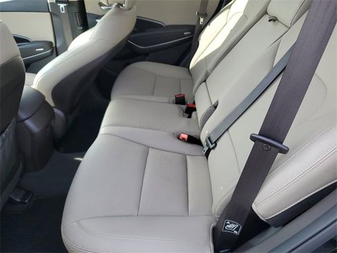 Used 2018 Hyundai Santa Fe Sport 2.0T image 15