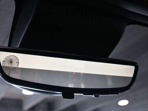 Used 2025 Chevrolet Tahoe High Country image 25