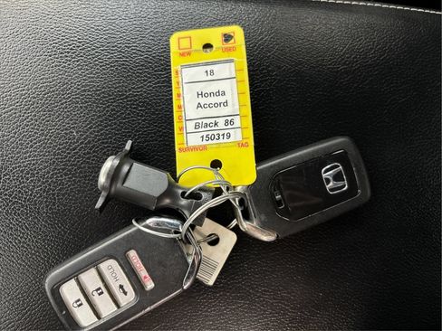 Used 2018 Honda Accord Sport image 39