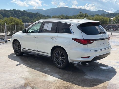 Used 2020 INFINITI QX60 Luxe w/ Edition 30 Essential Package FWD image 4