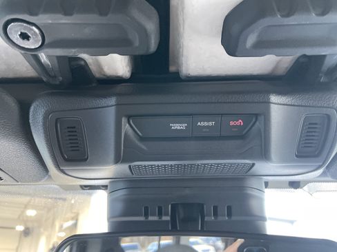 Certified 2025 Jeep Wrangler Sahara image 47