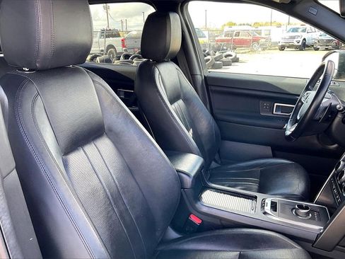 Used 2019 Land Rover Discovery Sport HSE image 30