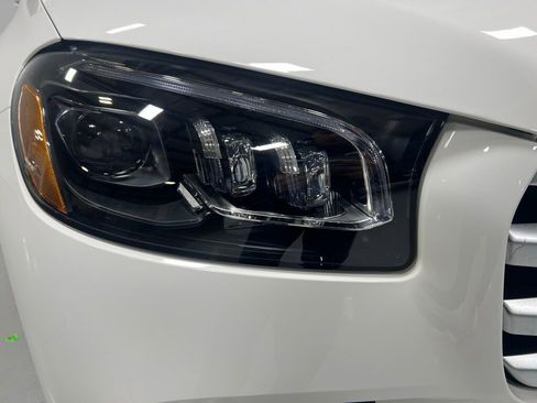 Used 2024 Mercedes-Benz GLS 450 4MATIC image 10