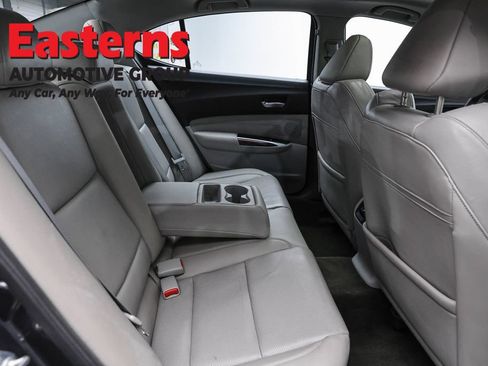 Used 2015 Acura TLX w/ Technology Package FWD image 22