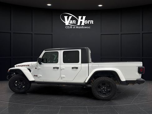 Used 2021 Jeep Gladiator Mojave w/ Trailer Tow Package AWD/4WD image 6