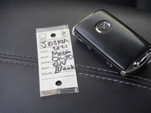 Used 2021 MAZDA CX-30 AWD 2.5 S w/ Select Package image 26