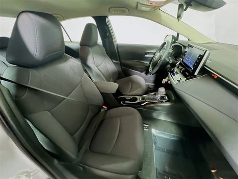 Certified 2021 Toyota Corolla LE image 24