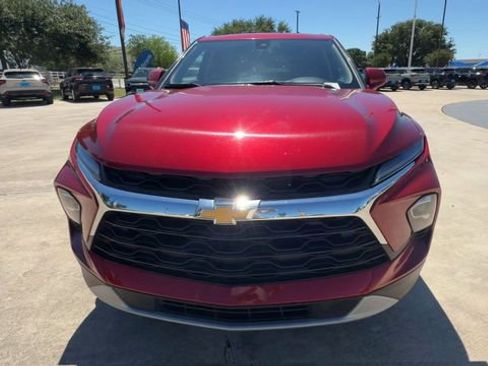 Certified 2025 Chevrolet Blazer LT AWD/4WD image 3