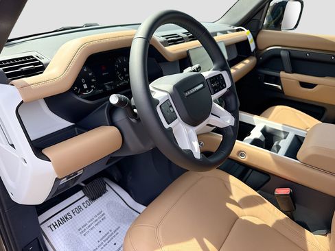 New 2026 Land Rover Defender 110 X-Dynamic SE AWD/4WD image 25