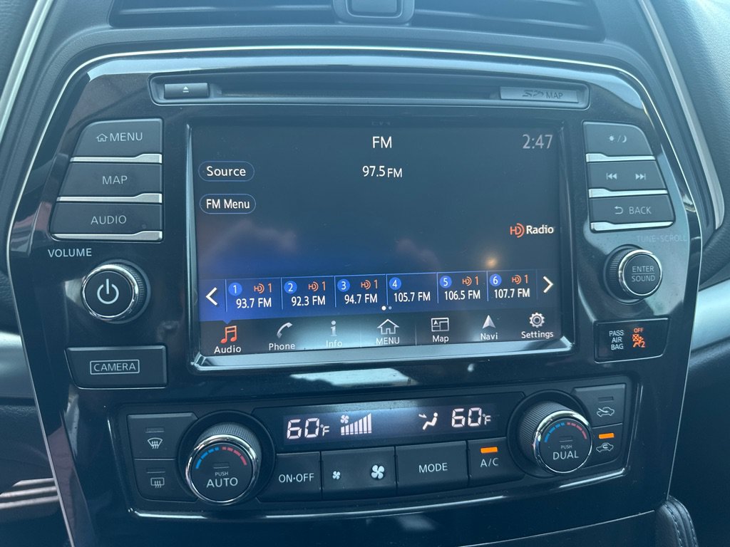 Used 2016 Nissan Maxima SR FWD image 22