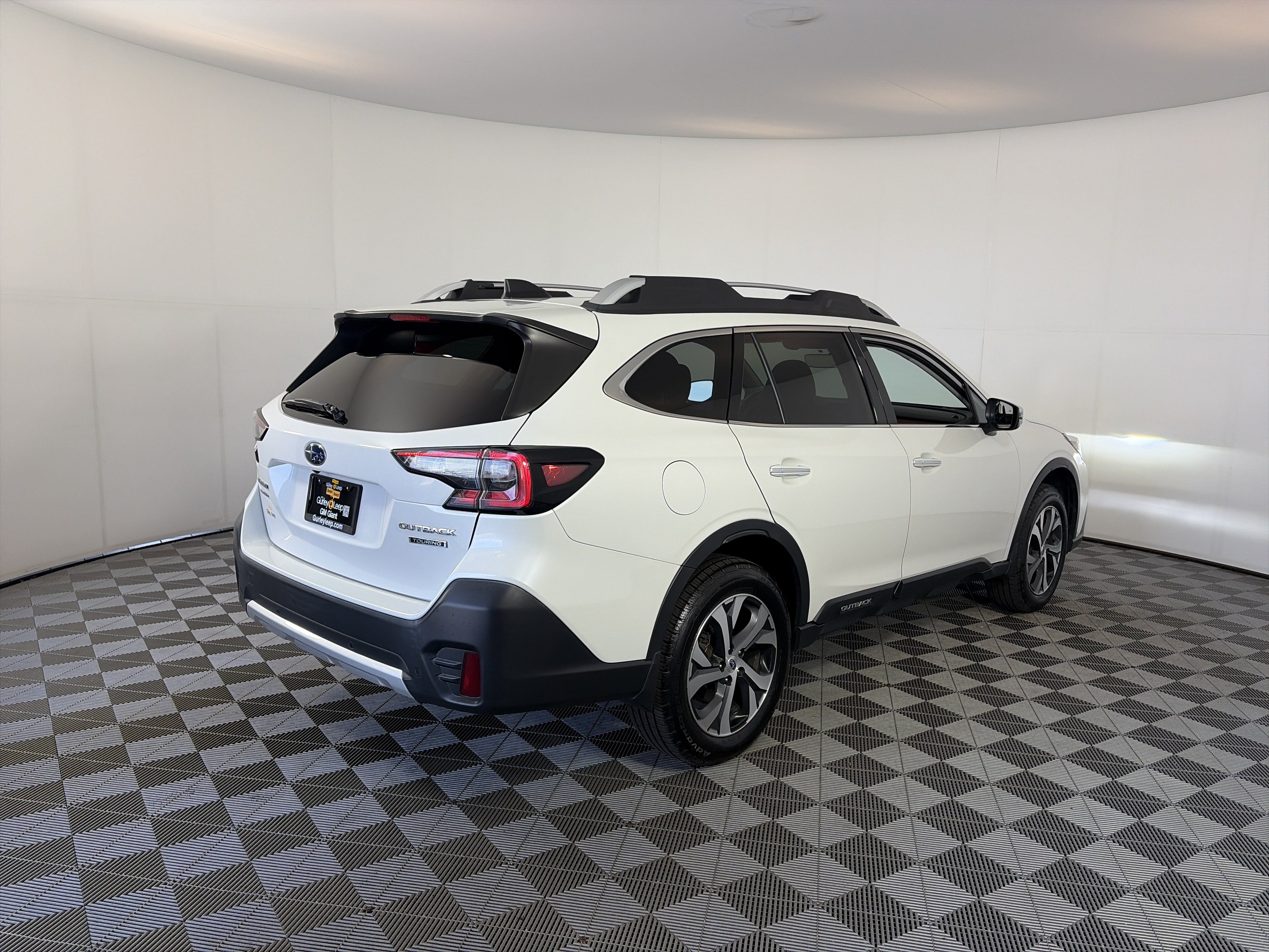 Used 2021 Subaru Outback Touring AWD/4WD image 10