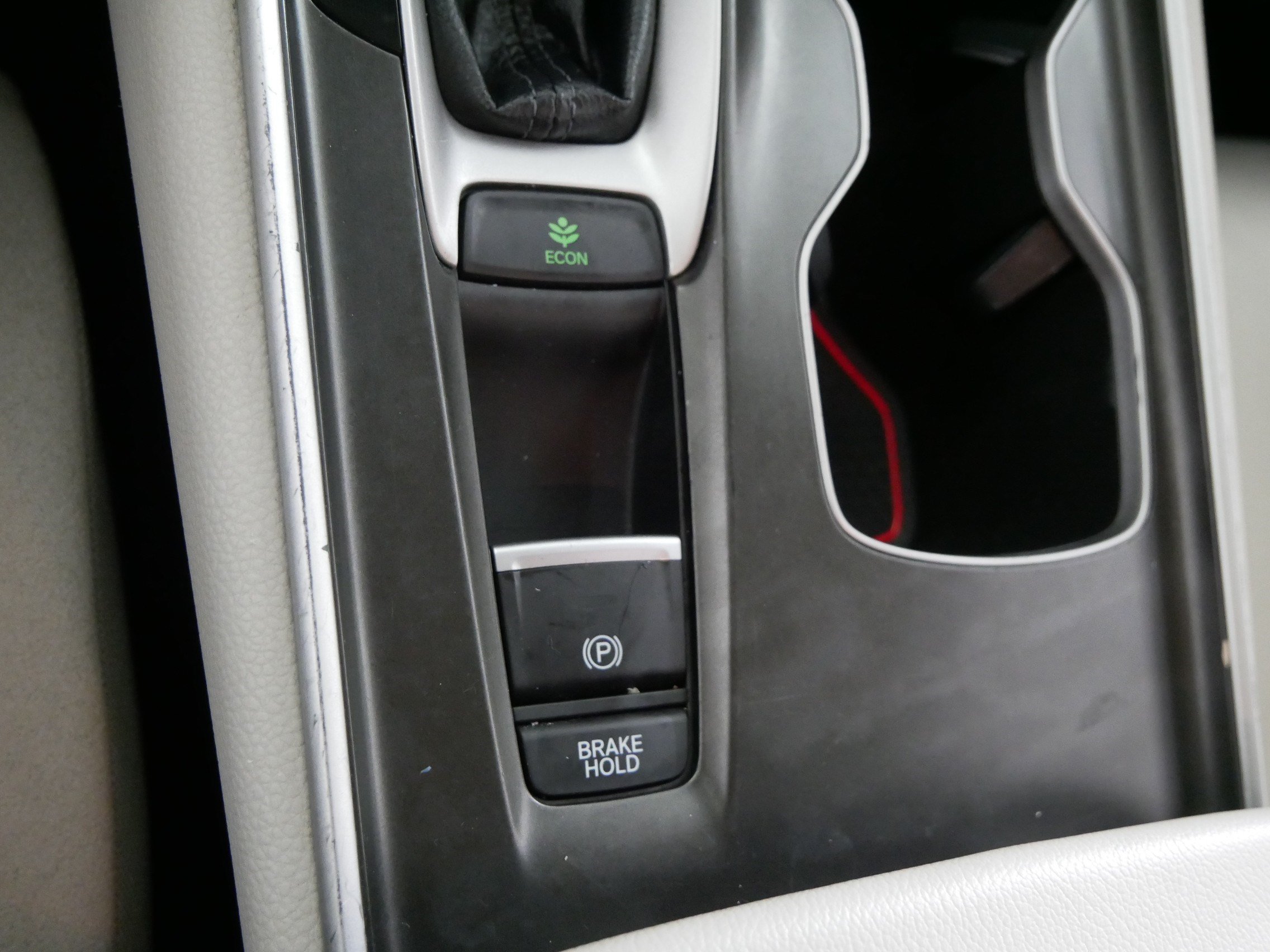 Used 2018 Honda Accord LX image 30