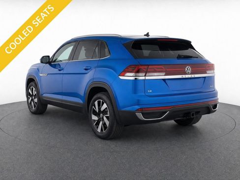 Used 2024 Volkswagen Atlas Cross Sport SE AWD/4WD image 7