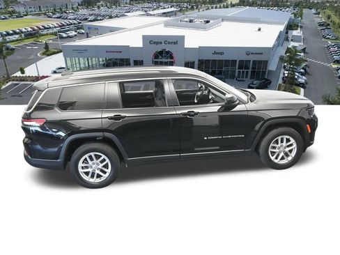 Used 2021 Jeep Grand Cherokee L Laredo w/ Luxury Tech Group I image 56