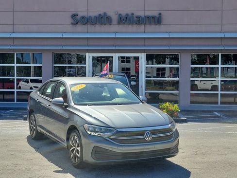 Used 2024 Volkswagen Jetta S FWD image 1